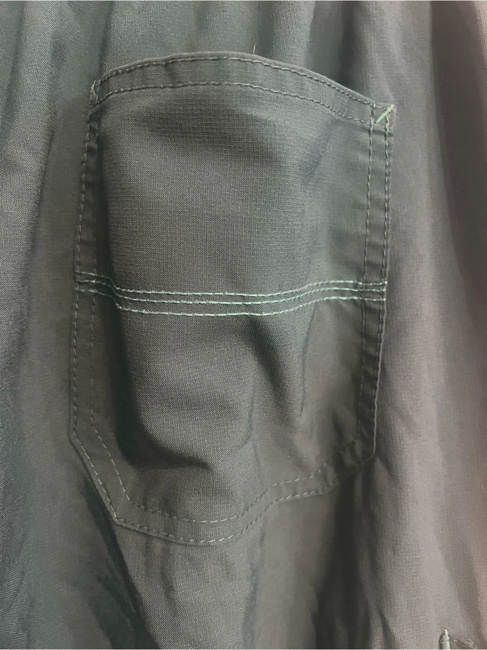 Carhartt Men's Teal Cargo ScrubsPants with Contrast Drawstring very Comfortable